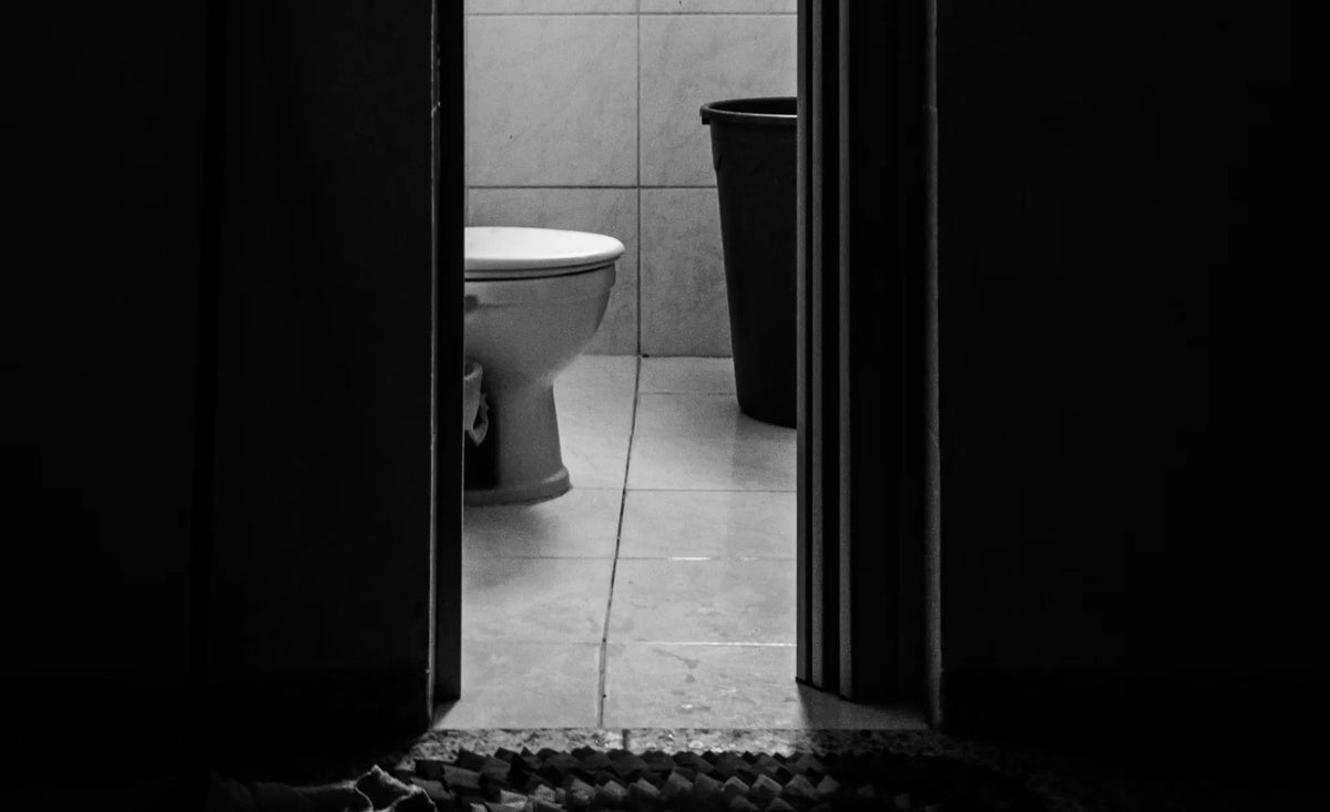 Sulfur-Smelling Poop: Food, Infection, or Malabsorption?